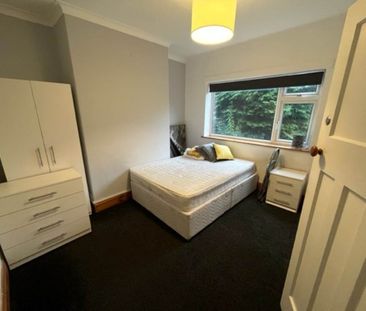 Eden Crescent (room 1), Burley, Leeds - Photo 4