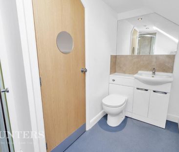 Lower Broughton Road, Salford, Manchester - Photo 6