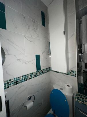 2 Bed Flat, Darlington House, SW8 - Photo 1