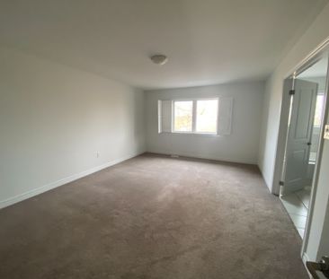 For Lease - 2124 Dale Road, Innisfil, Ontario - Photo 2