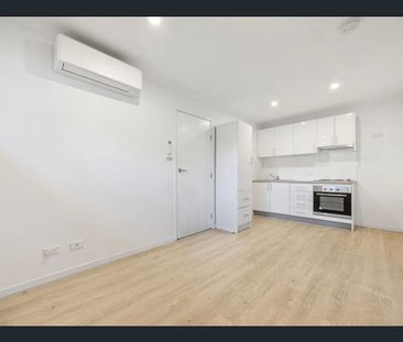 Stylish Two Bedroom Granny Flat in Peaceful Setting - Photo 4