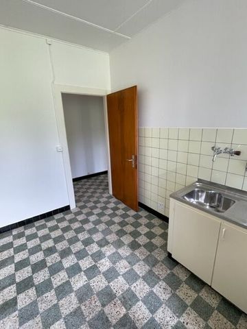 For rent – 2.5 pcs 56m2 refurbished apt – 1450 Ste-Croix - Photo 2
