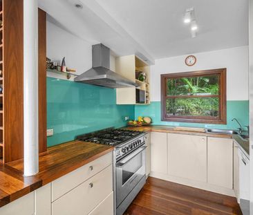 Superb Layout and Careel Bay Views - Photo 4