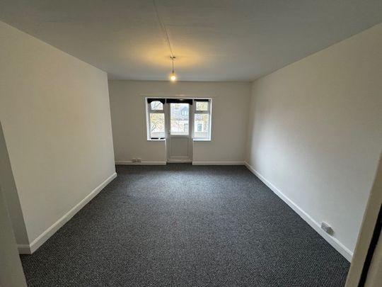 2 Bed Flat, Hamstead Court, B19 - Photo 1