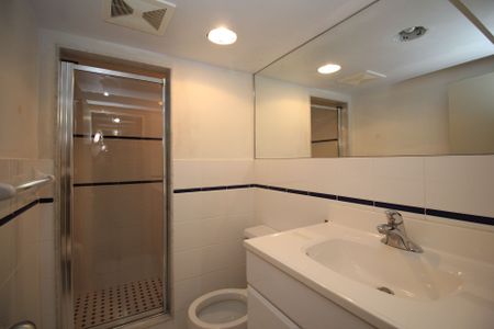 For Lease - 17 Bales Avenue, Toronto, Ontario - Photo 4