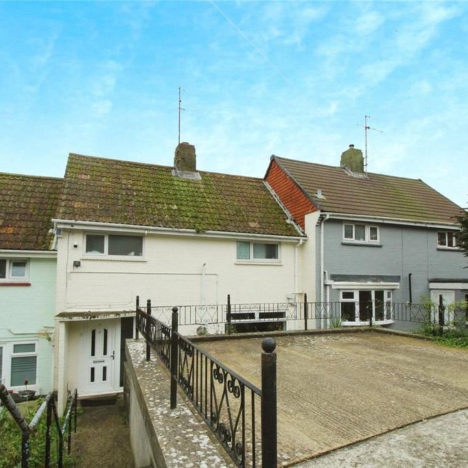 3 bedroom terraced house to rent - Photo 1