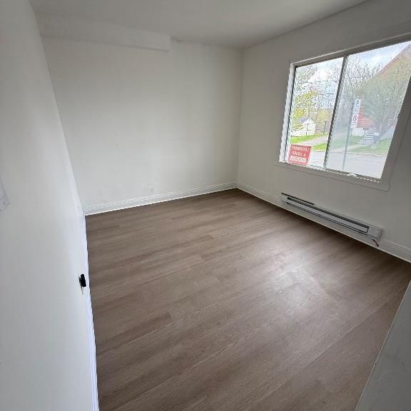 Logement à louer 5-1/2 - Photo 1