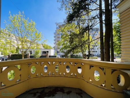 HERRLICHE ALTBAUMIETE MIT BALKON IM COTTAGEVIERTEL - Foto 2