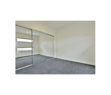 Stylish Townhouse Living - Photo 2