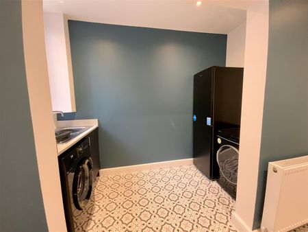 1 bed house share to rent in Herbert Street, Burnley, BB11 - Photo 3