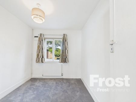 Lichfield Road, Hounslow, Middlesex,TW4 - Photo 5