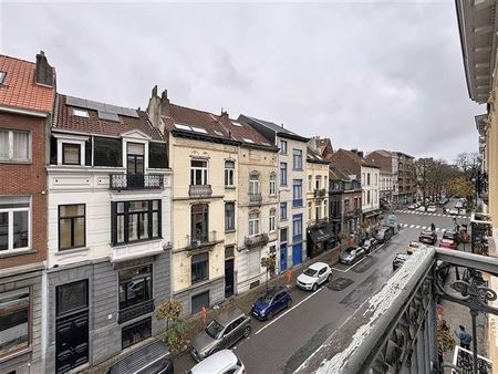 Appartement te huur - Foto 3