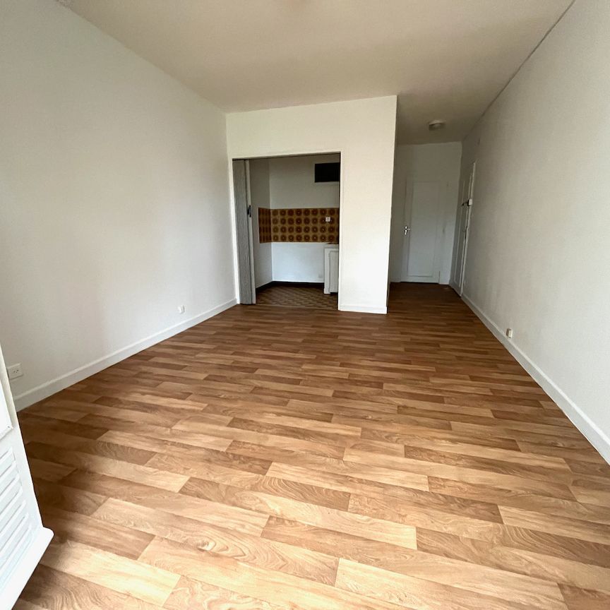 Location Appartement 1 pièce 24m² - Photo 1