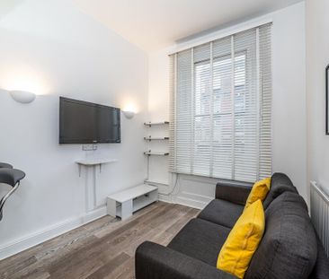1 bedroom flat to rent - Photo 2