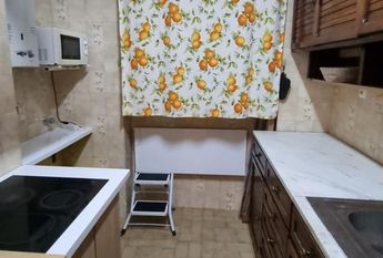 Quarto a rapariga Lisboa no centro de Alvalade