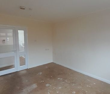 Bloom Hill Grove, Moorends, Doncaster, DN8 4BN - Photo 6