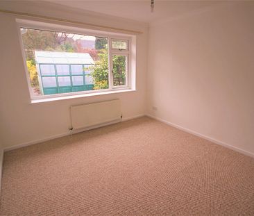 2 bedroom detached to let - Photo 1