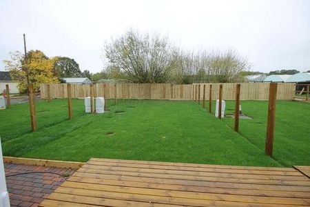 Dudley Cottages Smythies Green Nr Colchester, CO5 - Photo 5