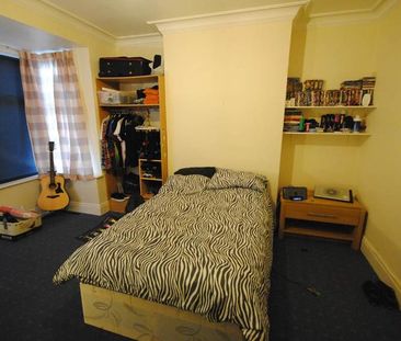 4 bedroom house to rent - Photo 2