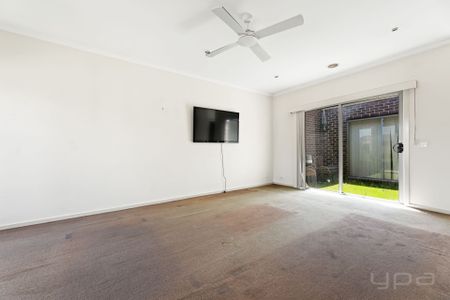 2/9 Montana Drive, Werribee - Photo 4