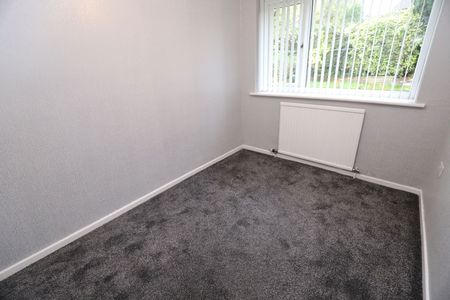 Cunningham Drive, Bury - Photo 3