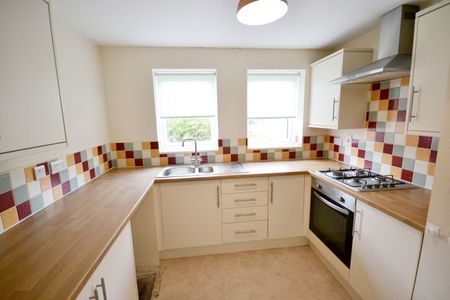 Swain Court, Northallerton - Photo 2