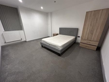 Princes Street - Photo 4