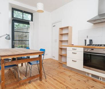 Gardner’s Crescent, Edinburgh, EH3 8DF - Photo 2
