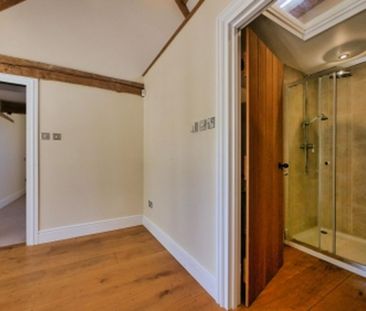 3 bedroom detached house to rent - Photo 4