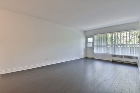 2 Bedrooms Open Concept - Photo 3