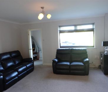 3 bedroom terraced house to rent - Photo 5