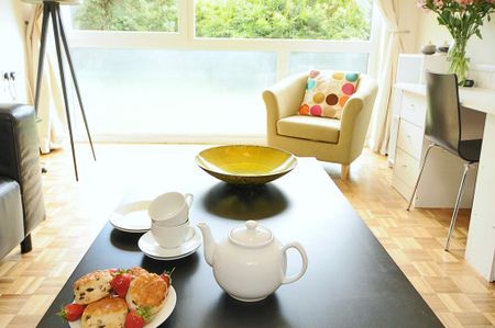 2 bedroom serviced apartment to rent - Photo 4