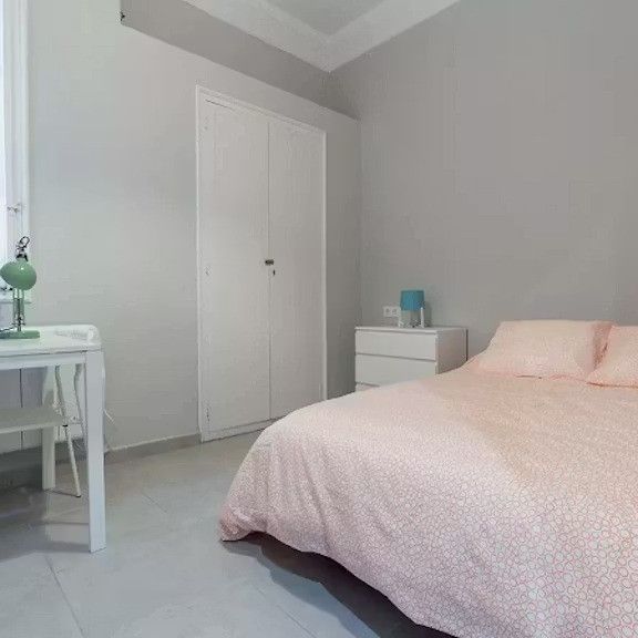 Carrer de Sueca, Valencia, Valencian Community 46006 - Foto 1