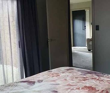 New 3 bedroom home in flagstaff - Photo 3