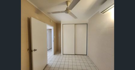 Half Duplex close to Earlville Shopping Town - Photo 2