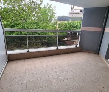 Location Appartement 2 Pièces 50 m² - Photo 1