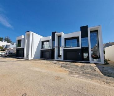 Moradia T3 - Photo 1