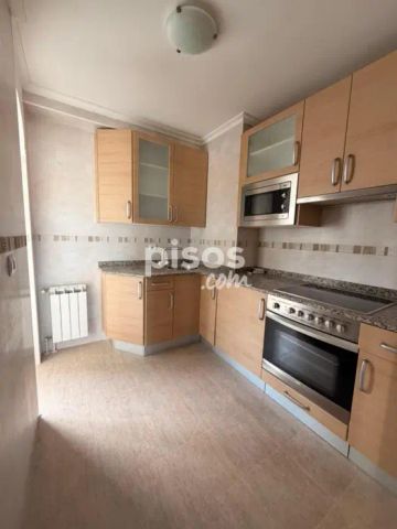 Piso en alquiler en Calle Los Pinares - Foto 3