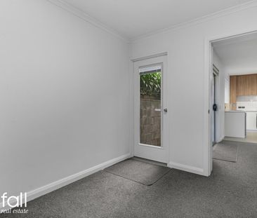 Stylish Ground Floor Unit in Prime Location - Photo 6