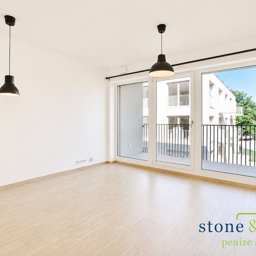 Pronájem bytu 2+kk 42 m² - Photo 1