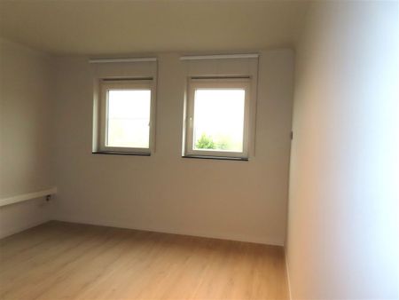 TE HUUR: Gesloten bebouwing met 4 slaapkamers in Koersel! - Photo 2