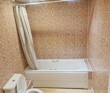 4 bedroom duplex to rent - Photo 4