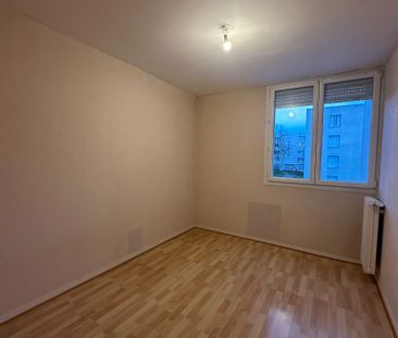 Location Appartement 3 pièces 73m² - Photo 4