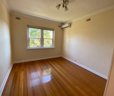 4/15 Rix Street, Glen Iris - Photo 1