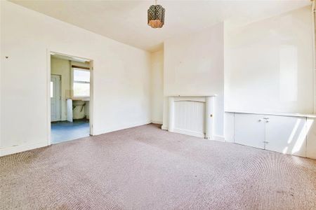 2 bedroom terraced house to rent - Photo 3