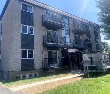 À Charny logement refait à neuf 3 1/2 4 1/2 1000$ et plus - Photo 2