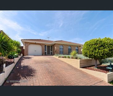 39 Falcon Cct, Green Valley, NSW 2168 - Photo 2