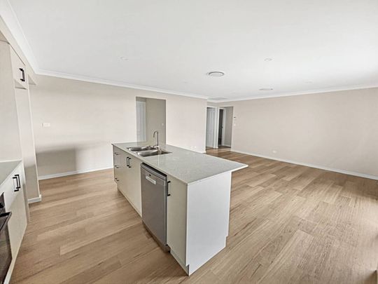 The Modern Family Home You’ve Been Waiting For! - Photo 1