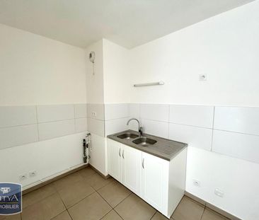 Location Appartement 3 pièces 62m² BOURG EN BRESSE 01000 - Photo 4