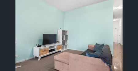 Top Floor Apartment in Prime Kelvin Grove Location ** Furnished ** - Photo 3